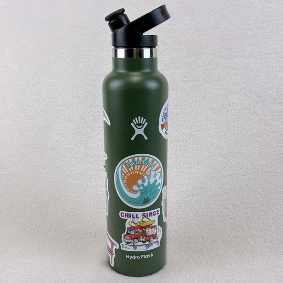 HYDRO FLASK Standard Mouth Bottle with Flex Cap 24 oz Olive - Picture 1 of 8